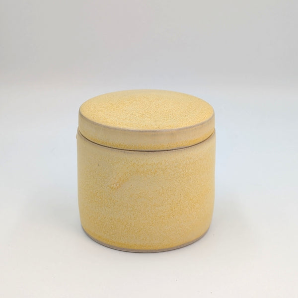 Håndlavet lågkrukke i stentøj – design af BIRK Keramik