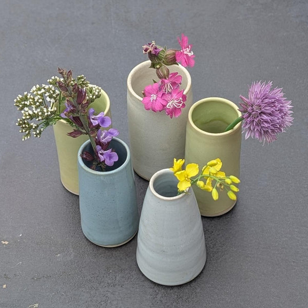 Små vaser til en blomst - Birk Keramik